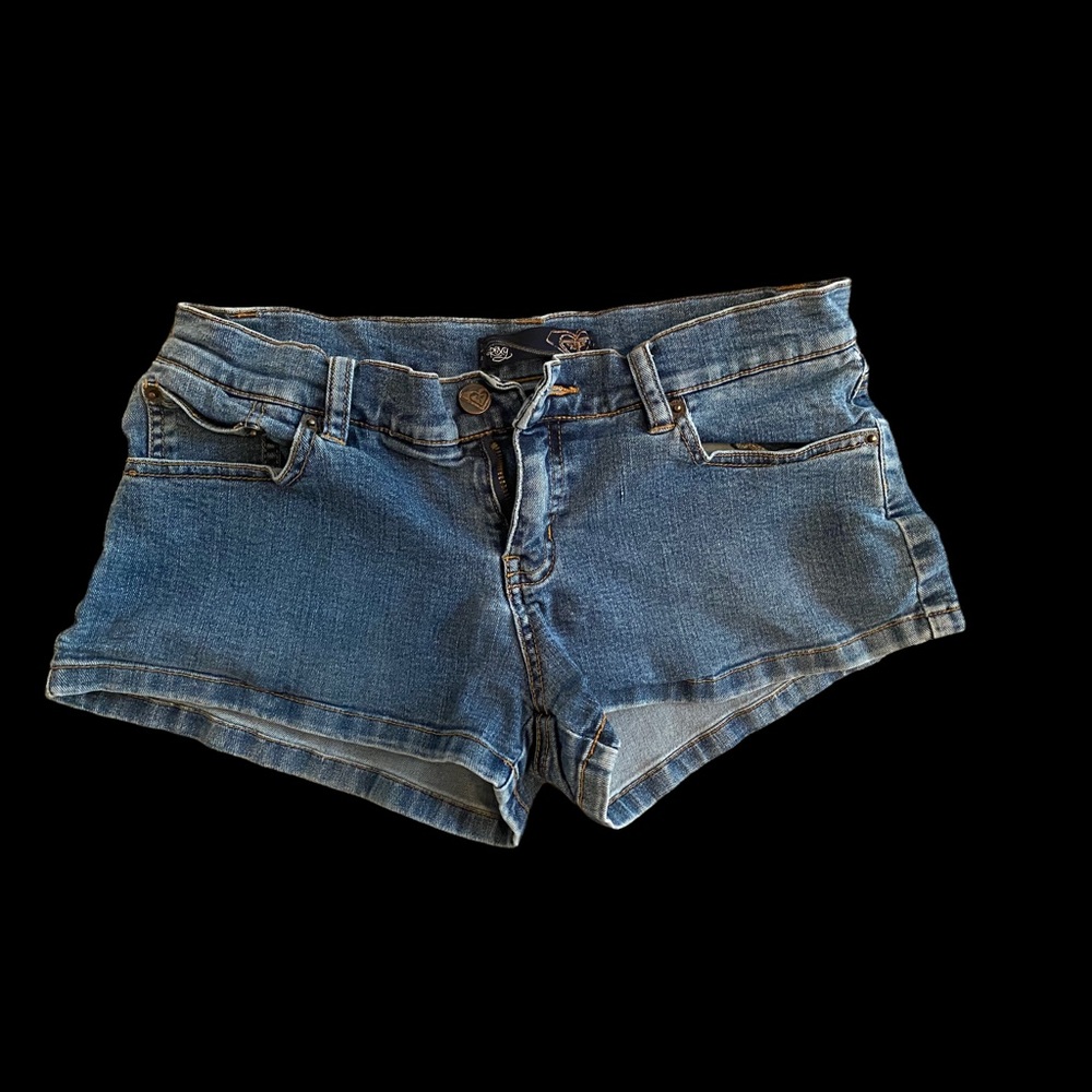 Roxy shorts size 3